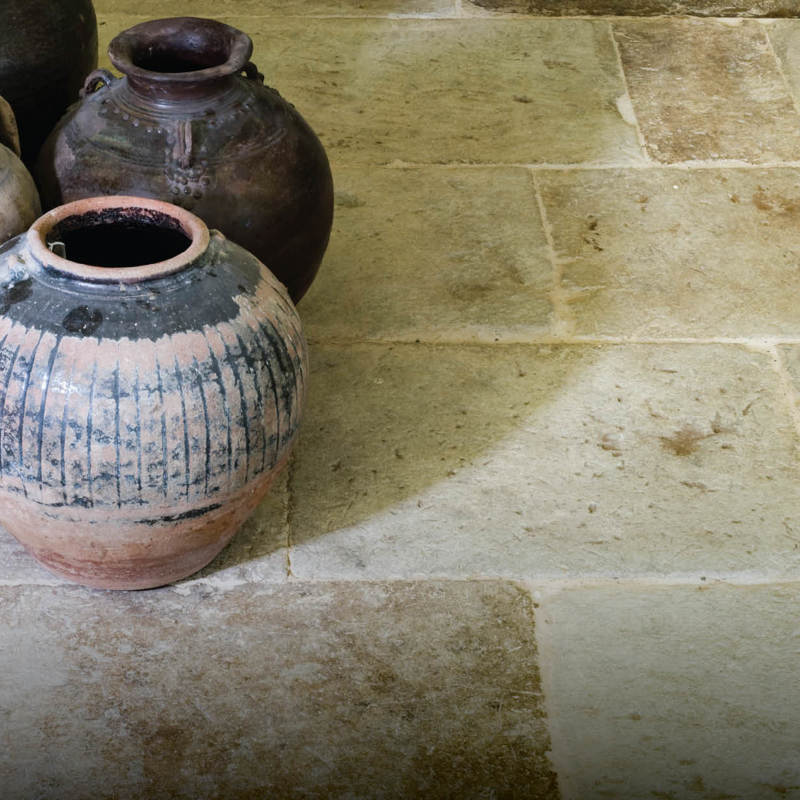 Genuine Antique Blonde Barr Limestone | Rustik Limestone Genuine Reclaimed Beige Floor Tile
