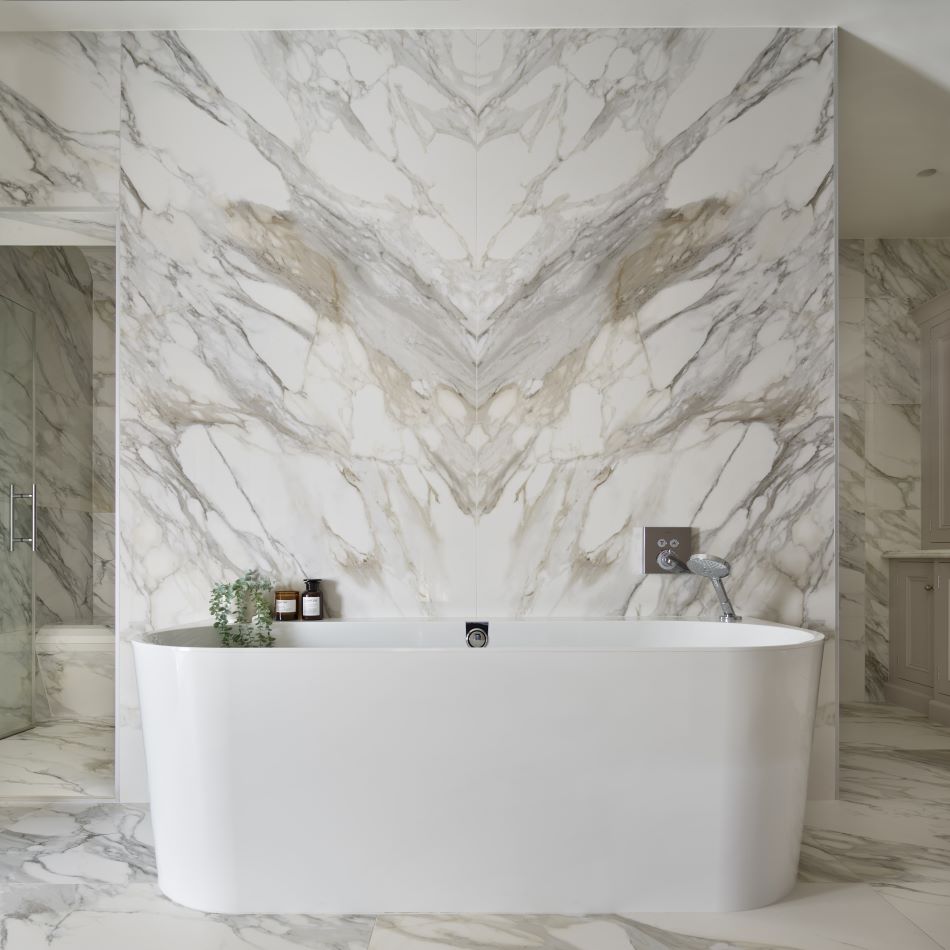 Massa D'oro Bookmatch | Polished Porcelain Marble Effect White Floor & Wall Tile