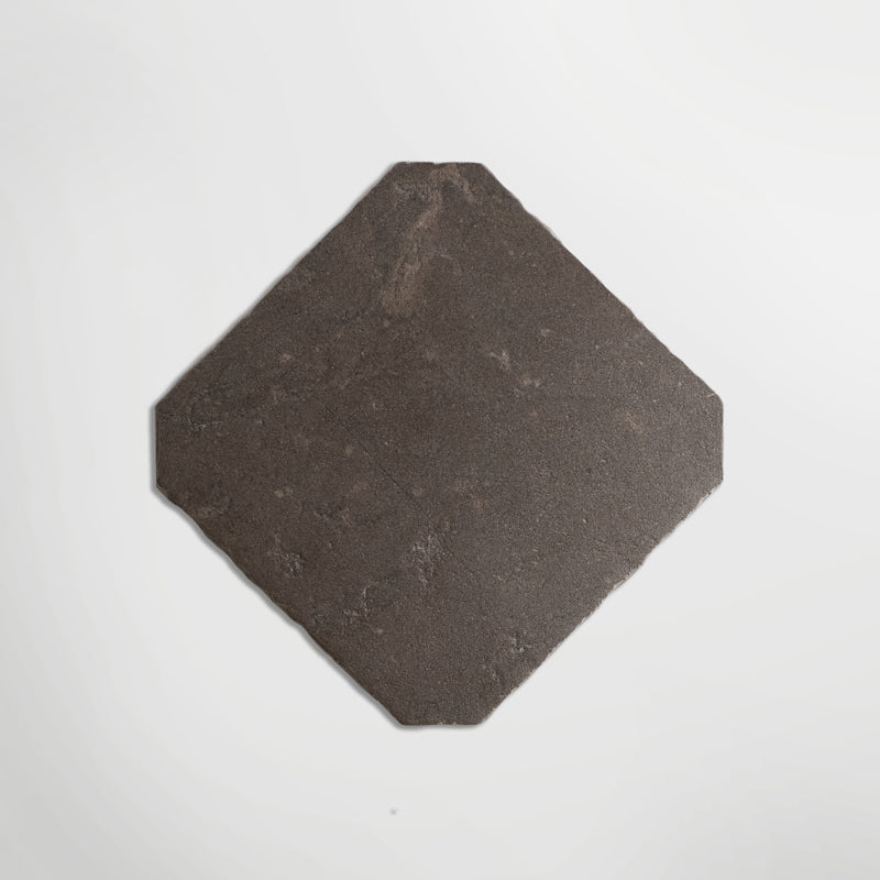 English Heritage Brockhurst Blue Octagon - Distressed Limestone