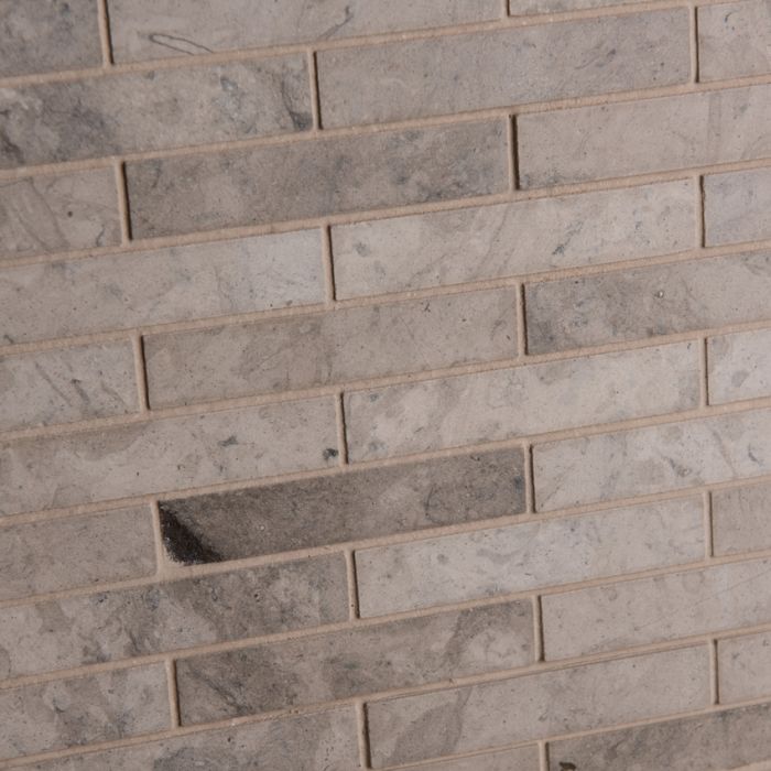 Lapicida Italian Grigio Chiaro Offset Brick Mosaic Medium Limestone