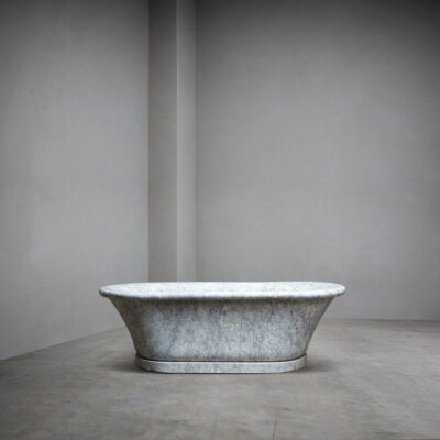 Lapicida Alberto Iniano Italian White Marble Bath