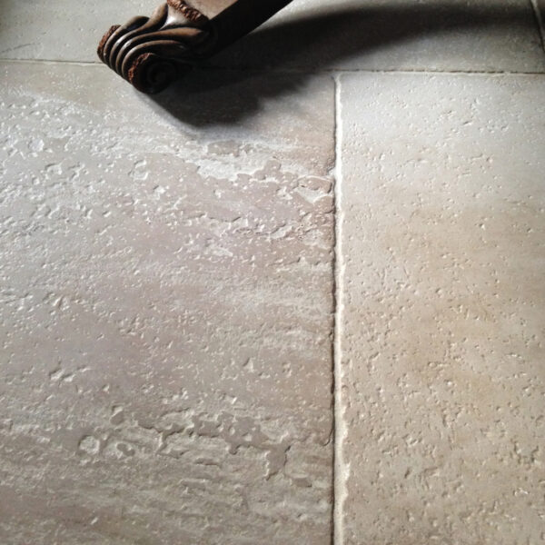 Lapicida London White flooring tile detail