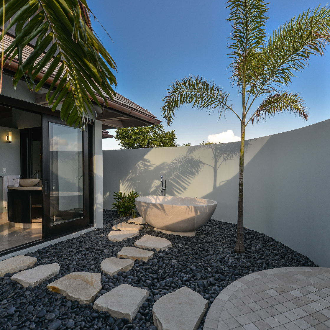 Lapicida bath at Luxury Residence in Caribbean