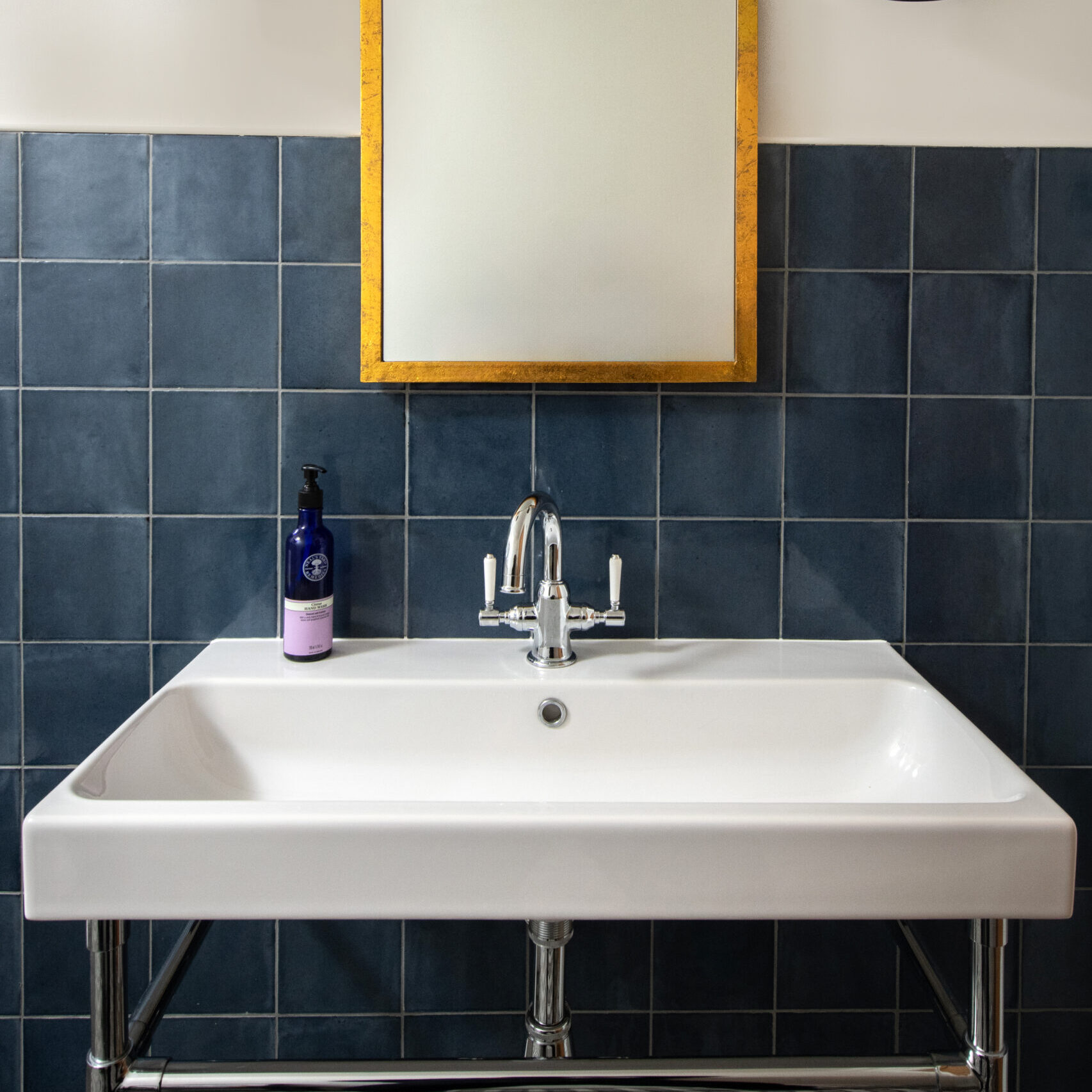 Lapicida Qualis Rice Blue decorative porcelain tiles bring Mediterranean flair to Danby Grange cloakroom